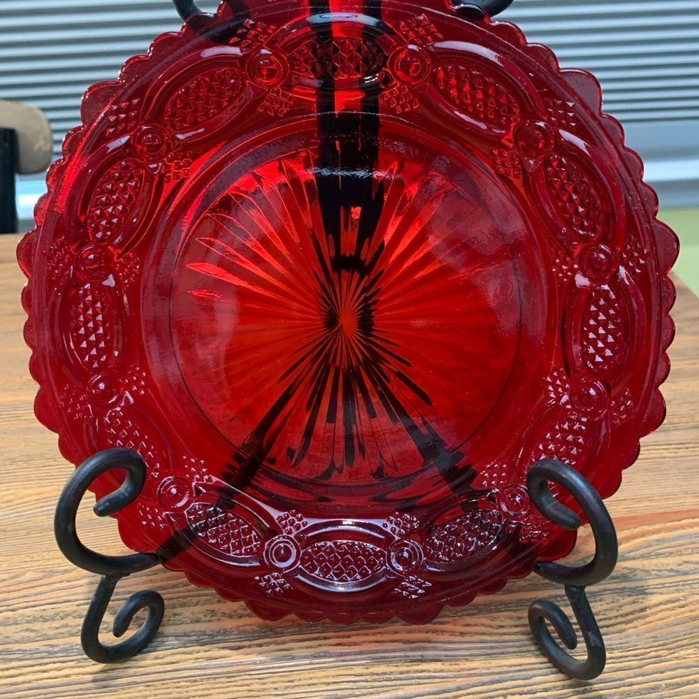 Avon Vintage Cape Cod Ruby Red Decorative Plate with Intricate Patterns
